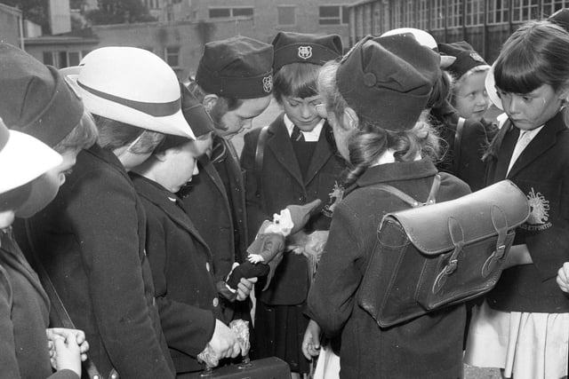 Pupils at James Gillespie's High School arrive to start the term at their new building in Bruntsfield House in August 1966.