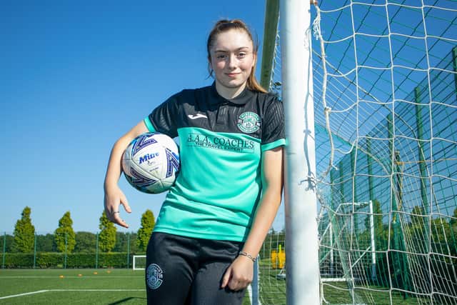 Tegan Bowie has returned to Hibs after five years away, with the academy graduate signing a two-year deal
