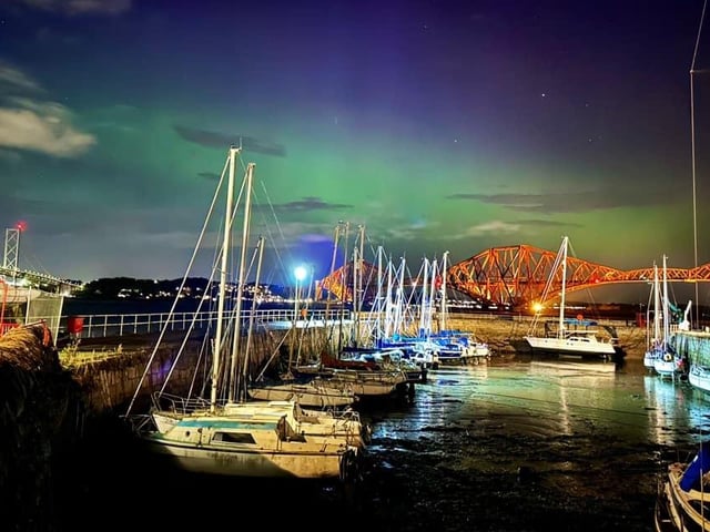 This stunning photo of the Northern Lights was taken last night by Eva Krisztina Hunya from South Queensferry, lighting up the sky over the Forth Rail Bridge.