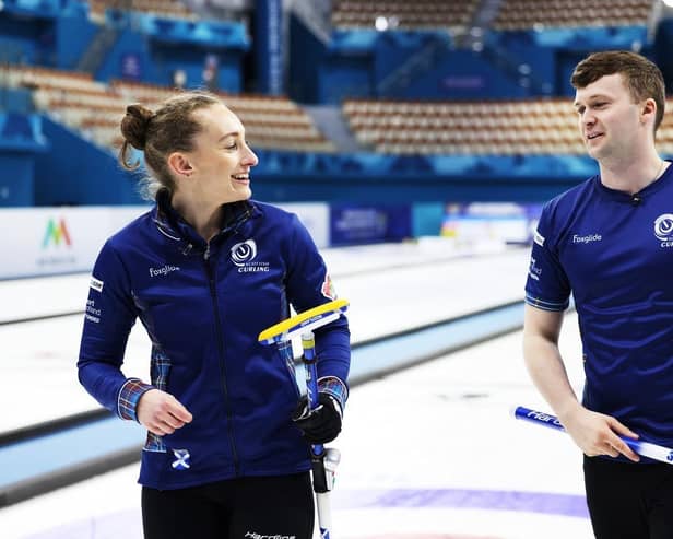 Jen Dodds and Bruce Mouat were knocked out of the World Mixed Doubles Curling Championship by the United States