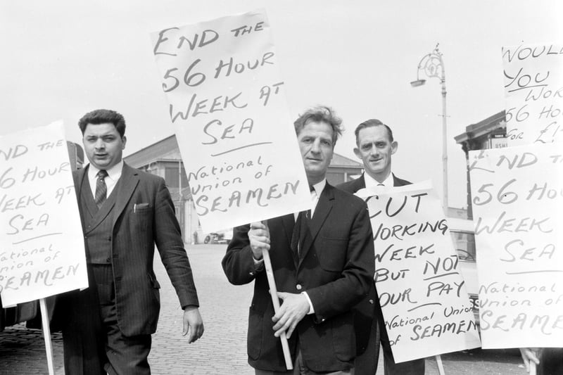 Seamen's strikers on picket duty outside Leith Docks, Edinburgh (May 1966)