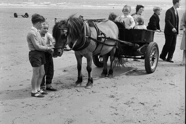 A pony and cart on Portobello Beach in September 1965.