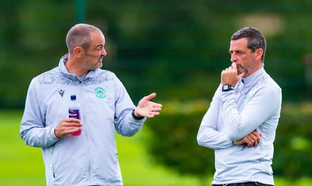 Jack Ross and John Potter talk tactics on the training ground
