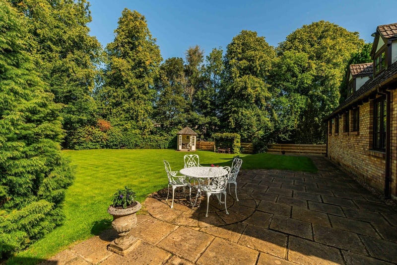 Of particular note are the considerable private gardens which surround the home, with the rear garden enjoying an elevated position above the Bavelaw Burn providing a tranquil soundscape, and bordered by beautiful mature trees which offer a high degree of privacy.