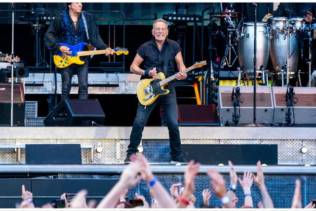 Around 70,000 fans enjoyed an epic show from Bruce Springsteen last night in BT Murrayfield Stadium.