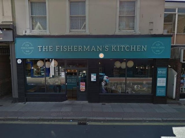 “Excellent service, great food. Really crisp batter and perfect fish.” Rating: 4.5/5. Takeaway collection available and delivery via Deliveroo.