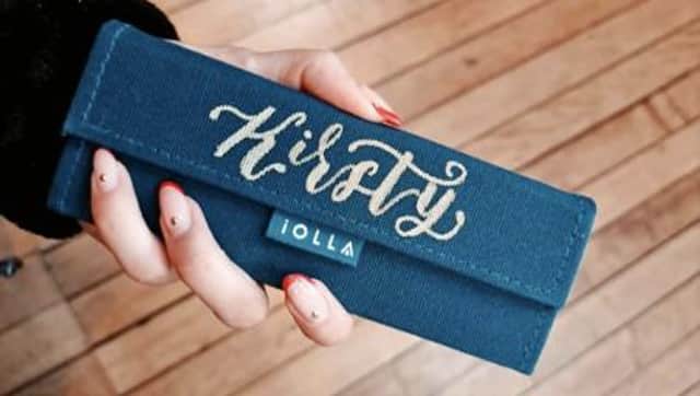Stylish Scottish eyewear brand IOLLA has teamed up with leading calligrapher, Laila Lettering to offer a complimentary personalisation service on products at their Edinburgh St James Quarter Showroom this weekend.
