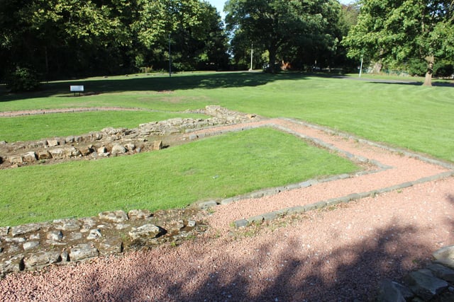 One of the Capital’s best-known Roman era archaeological sites can be at Cramond. Established around 140AD, the fort is believed to have been occupied on and off by the Romans for at least eighty years. A sculpture, dubbed the Cramond Lioness, is among the many great finds at the site.