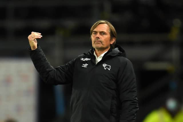 Phillip Cocu has expressed an interest in the Hibs managerial vacancy