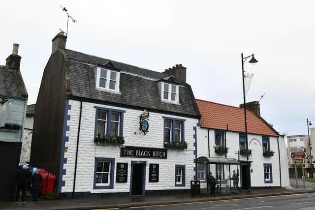 The Black Bitch pub in West Port, Linlithgow