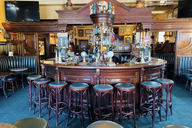 Where: 398 Easter Road, Edinburgh EH6 8HT. The Persevere Bar has traditional mahogany furnishings and bar, tiled murals, and booths. A staple of Leith, this much-loved pub serves both Scottish and Polish cuisine.