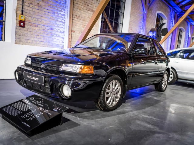 If ever there was a Mazda wolf in sheep’s clothing, it is it. Of course, we all know about the Lancia Integrale and Ford Escort Cosworth. But did you know Mazda also had a serious player in the four-wheel-drive hot hatch sector in the 1990s? Step forward the 323 GT-R. Boasting 185bhp, it was a rally homologation special with clever differentials. Subtle styling too. What? Oh, the massive rally stage fog lamps. Honest … never noticed them.