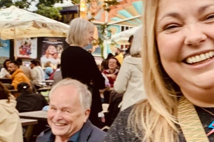 English television and radio presenter, comedy writer, and former barrister Clive Anderson was spotted in Edinburgh by Susan Fildes, who said: "When Clive met Susie."