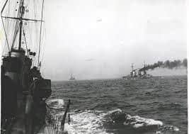 The German fleet steamed up the Forth to surrender.