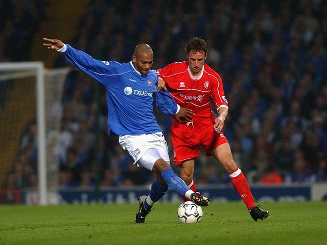 Ipswich have the unfortunately impressive record of being relegated despite putting not one but two three game winning streaks together during the season. A ridiculous run of seven wins from eight matches included three wins in a row against Tottenham Hotspur, Leicester City and Sunderland which was stopped by a 3-2 defeat against Charlton Athletic. Straight after that, The Tractor Boys won four in a row, beating Tottenham (again), Derby, Fulham and Everton to climb up to 12th in the table. But they won just one of their final 13 matches and were relegated after finishing 18th on 36 points.