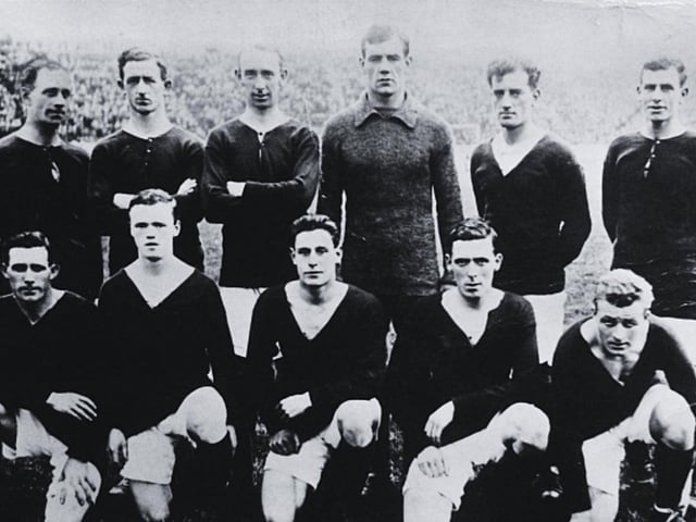 Period as Hibs manager: 1936. Win ratio: 54.55%. 6 wins from 11 games. Having made 413 appearance for Hibs as a player, John Halligan became Hibs caretaker manager for a brief time in 1938. By all accounts he hated his time in charge, despite having a very credible record.