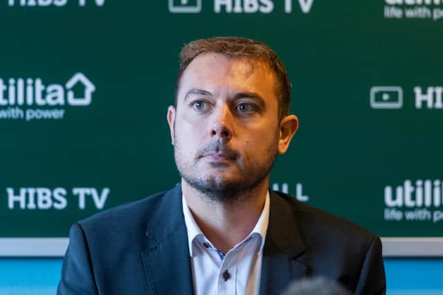Boyle has held talks with Hibs chief executive Ben Kensell.