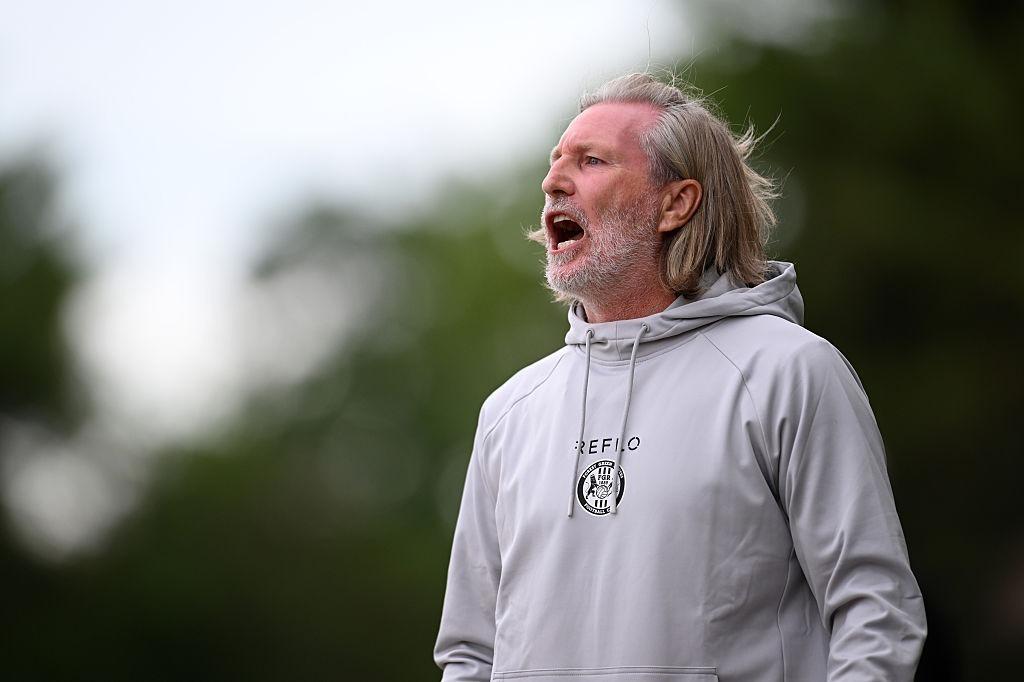 Robbie Savage makes Hearts transfer fee claim as he opts against 'selfish' decision over latest Jambos recruit