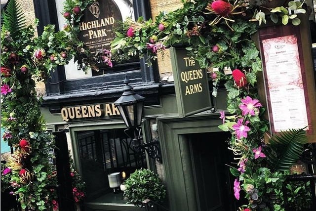 Under the cobbles of Frederick Street is The Queens Arms, a cosy pub which serves up massive sharing roast dishes on Sunday. One lucky diner described their Sunday lunchas "fantastic"