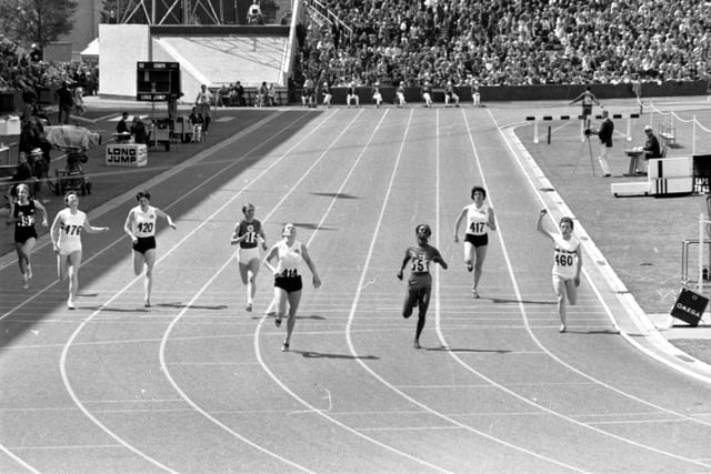 Raelene Boyle (414) beats A Annum (551) and Margaret Critchley (460) in the women's 200 metres final during the 1970 Edinburgh Commonwealth Games in Edinburgh.