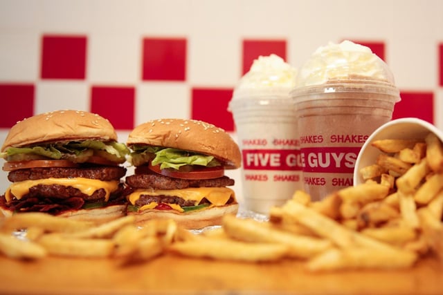 The Five Guys craze has swept across the Atlantic and made its way to Edinburgh. This fast food chain serves up American style burgers, hot dogs, and sandwiches as well as 'boardwalk style' hand cut fries.