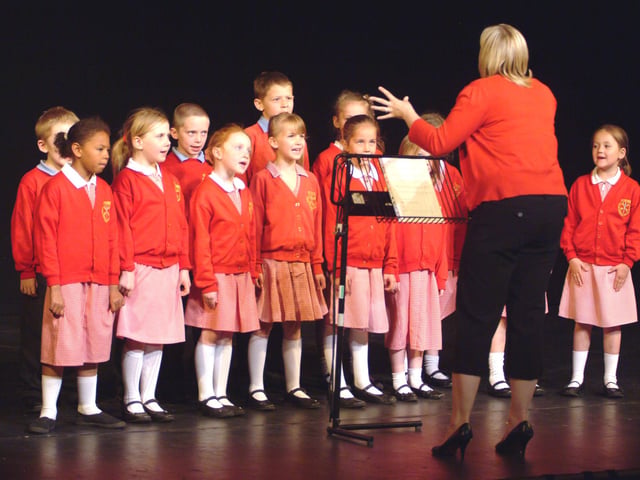 Mansfield St Peters C of E Primary Children's Choir pictured at the Palace Theatre in 2007 during the Music and Drama Festival.
Can you recognise anyone in this picture?