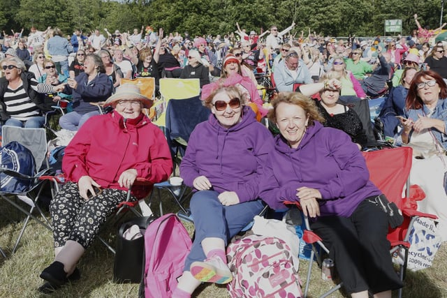 These ladies had the best seats in the house! Photo by Steve Gunn.