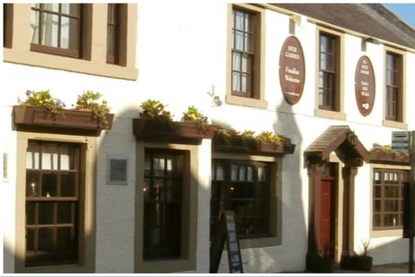 The Laird & Dogg Inn, located in the Midlothian village of Lasswade, was named as Scotland's 'Pub of the Year'.