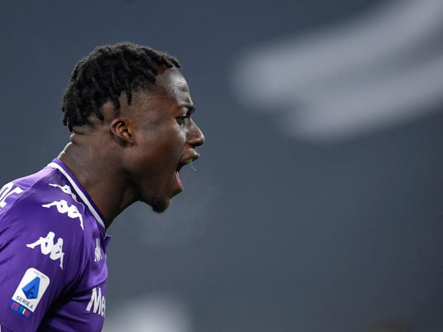 Leeds United could face unexpected competition for Fiorentina forward Christian Kouame. The Whites are said to be keen on the Ivorian, but his current employers are understood to be plotting a swap deal involving Spezia talent M’Bala Nzola. (La Nazione)
(Photo by Giorgio Perottino/Getty Images )