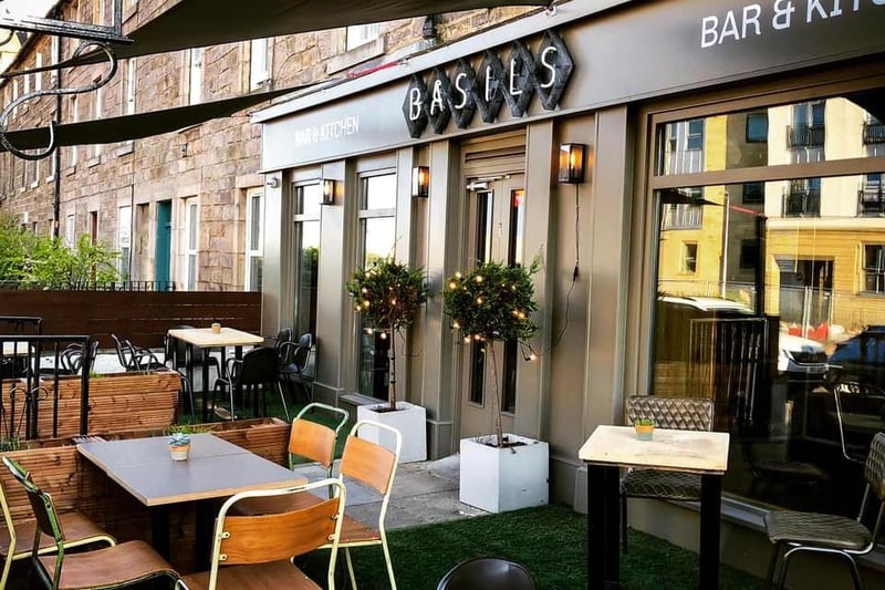 Found in Annfield Road, Basils is the perfect place for a relaxed meal and a cocktail or pint of beer. They serve crowd pleasers like burgers, steak, and fish and chips and have some great vegan options (do try the cauliflower fritters). Google rating is 4.6 out of 158 reviews.