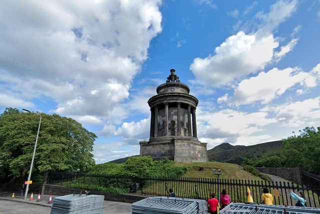 A man had to be treated in hospital for head injuries he sustained during an assault near the Robert Burns Memorial in Edinburgh.