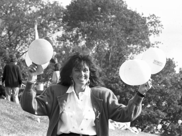 British film actress Caroline Munro at the Evening News Charity Walk in Edinburgh in October 1989.