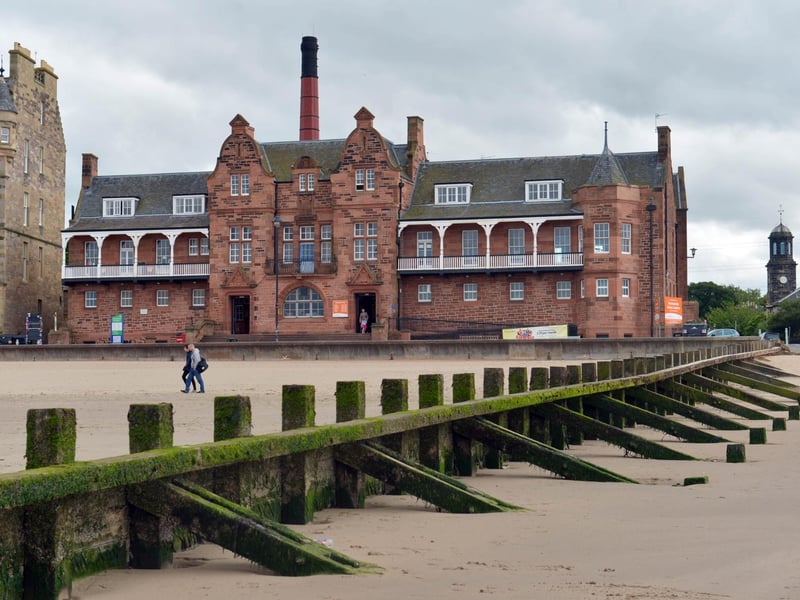Address: 57 The Promenade, Portobello, Edinburgh EH15 2BS
Phone: 0131 458 2100
Year opened: 1898