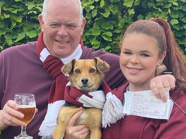 Heading to Hampden ... but the dog is being left at home!
Pic: Alan Linton