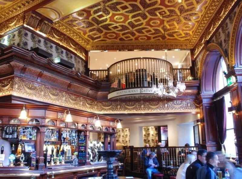 The Guildford Arms in West Register Street, New Town, is an old-style Victorian pub which has been family-owned since 1896. Gaze at the Rococo plaster ceiling and take in the ornamented bar - one of the last to survive from the 'golden age' of Scottish pub design - as you enjoy a quality real ale.