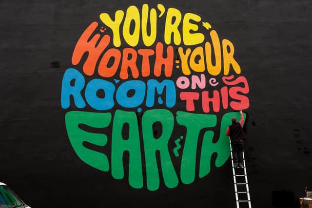 'You are all worth your room on this earth': Uplifting mural brings smiles to Leithers