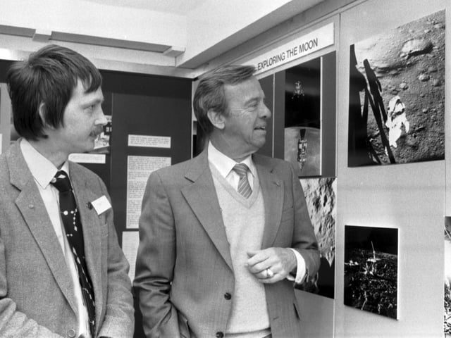 American astronaut Alan Shepard was a guest speaker at the Edinburgh Science Festival in April 1989.