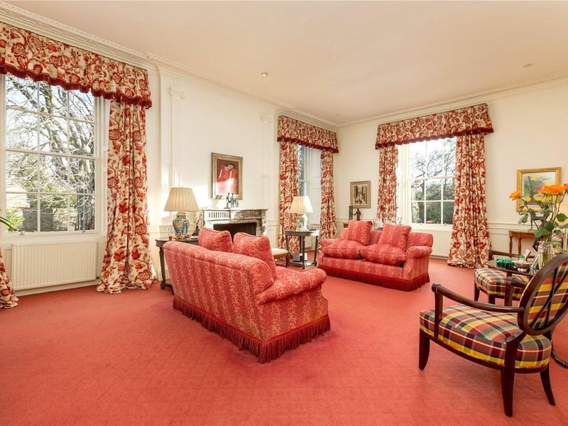 Drawing room.