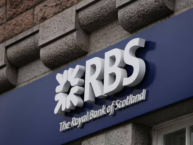 Royal Bank of Scotland (RBS) has said it plans to close three of its Edinburgh branches.