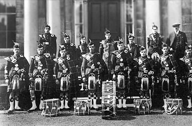 Colinton and Currie Pipe Band 1925 (Photo: courtesy of Piping Press and Mr Alistair Aitken OBE).
