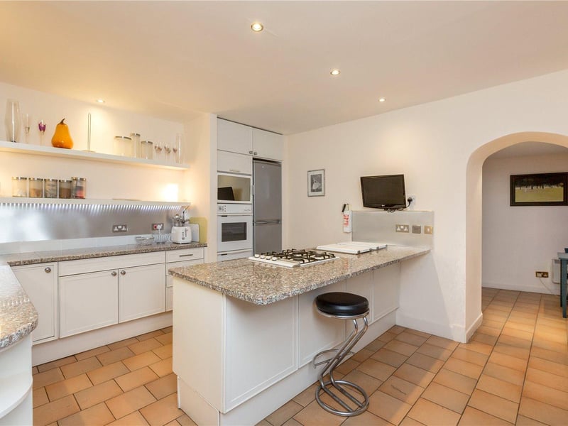 Old Coach House - kitchen.