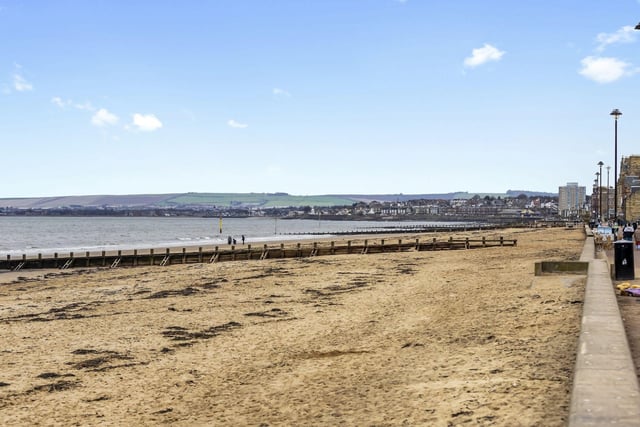 Situated in the popular seaside town of Portobello, this property is just a stone's throw from the beach.