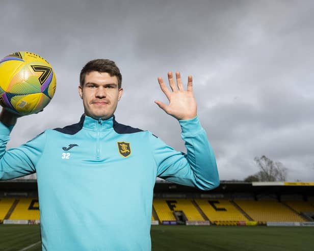 Having established himself as No1, Max Stryjek has signed a new contract which extends his stay at Livingston until the summer of 2023