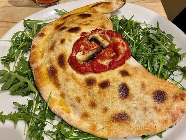 Sora Lella in Brougham Street is an Italian restaurant with an extensive completely vegan menu - from carbonara to meat feast pizzas.