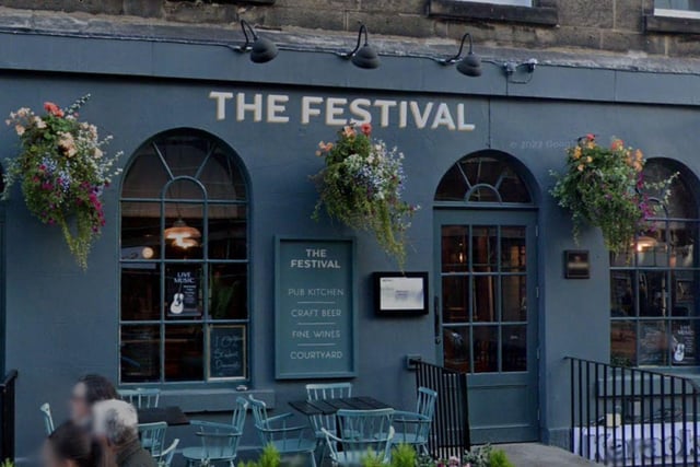 This busy pub is Greene King's best-rated venue in Edinburgh. The Festival, which has a five star rating on Google, is located on Morrison Street, near Edinburgh Haymarket Station, making it a perfect spot for travellers and commuters.