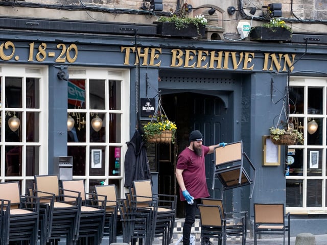 Just down from the White Hart is the Beehive Inn, which can trace its origins back to the 15th century when a coaching inn was opened on the site.