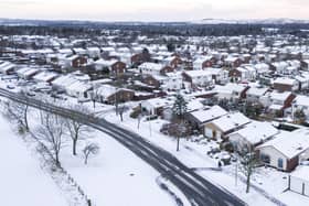 A yellow weather warning for snow and ice has been issued for Edinburgh and the Lothians.