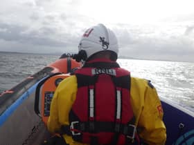 Lifeboats crews from both sides of the Forth were involved in the rescue (Pic: Kinghorn RNLI)