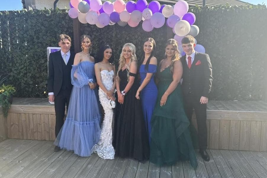 Great Prom 25 great prom photos of Edinburgh teens and friends on their big night