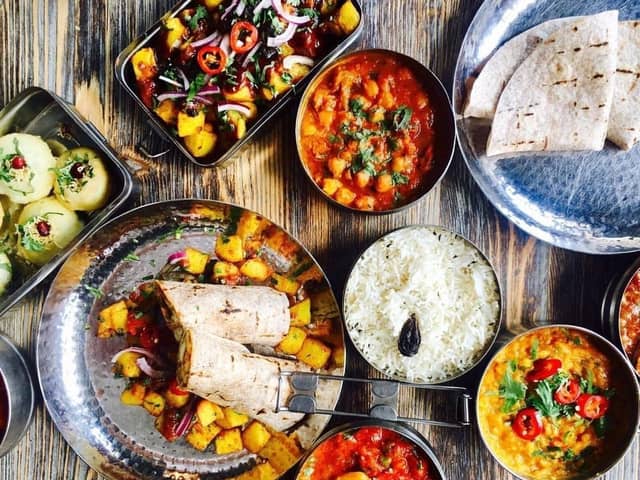 Indian street-food chain Mowgli is set to open on Edinburgh's Hanover Street later this month.